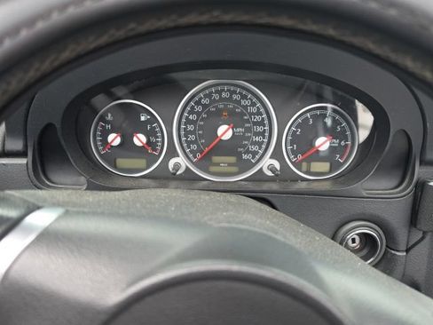 Used 2005 Chrysler Crossfire Convertible RWD image 4