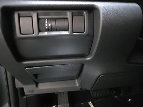 Certified 2025 Subaru Crosstrek 2.0i Premium AWD/4WD image 18