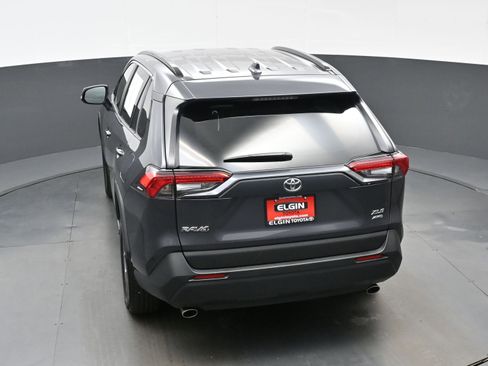 Used 2025 Toyota RAV4 XLE AWD/4WD image 39