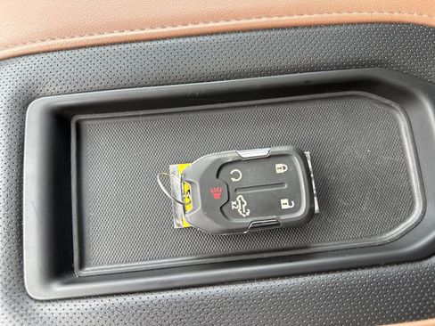 Used 2020 Chevrolet Silverado 3500 High Country w/ Z71 Off-Road Package image 86