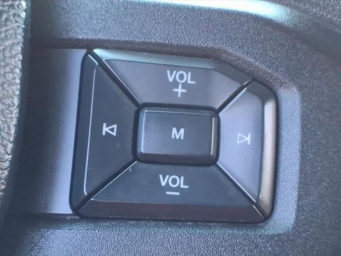 Used 2019 Ford F150 XLT image 15