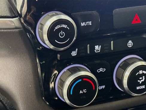 Used 2022 RAM 1500 Laramie w/ Sport Appearance Package image 20