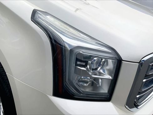 Used 2015 GMC Yukon XL SLT w/ Open Road Package image 28