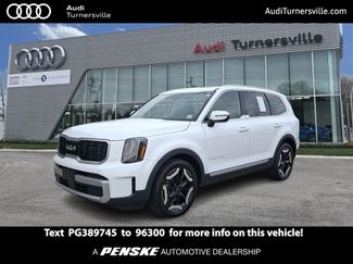 Used 2023 Kia Telluride EX w/ EX Captain's Chair Package FWD video 1