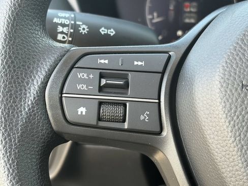 Used 2026 Honda HR-V LX image 36