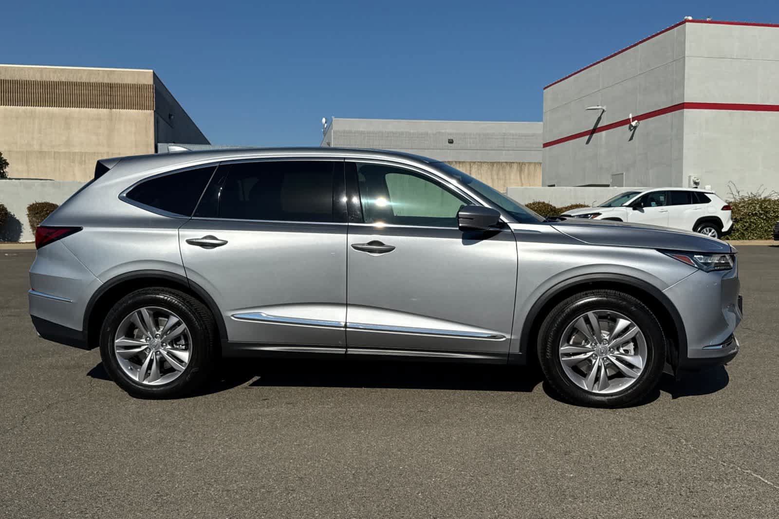 Used 2024 Acura MDX SH-AWD image 6