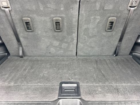 Used 2018 Honda Pilot Touring image 18