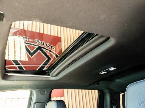 Used 2024 GMC Sierra 1500 AT4 w/ Technology Package image 19