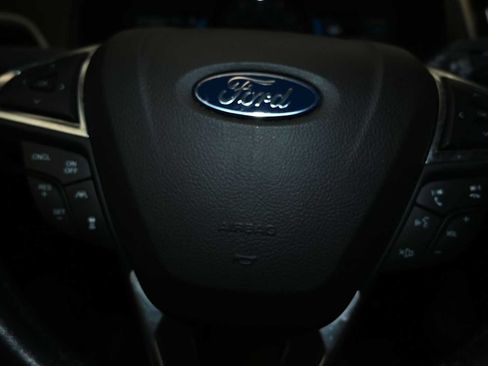 Used 2023 Ford Edge SEL AWD/4WD image 17