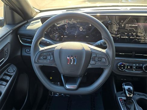 New 2026 Buick Envista Preferred image 19