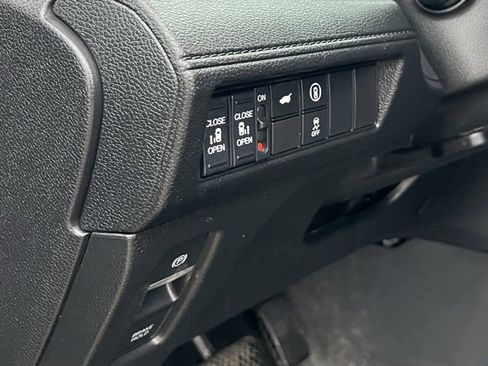 Certified 2023 Honda Odyssey EX-L image 25