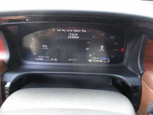 Used 2023 Lincoln Aviator Grand Touring w/ Equipment Group 301A image 8