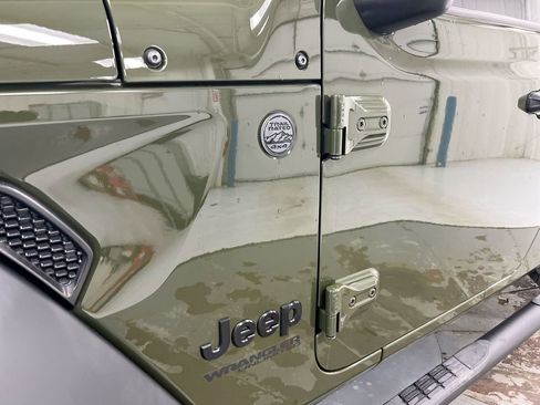 Used 2022 Jeep Wrangler Unlimited Sport image 24