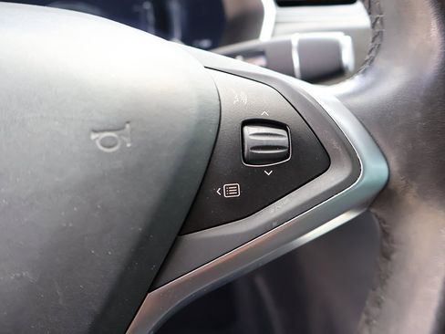 Used 2017 Tesla Model S 75D image 44