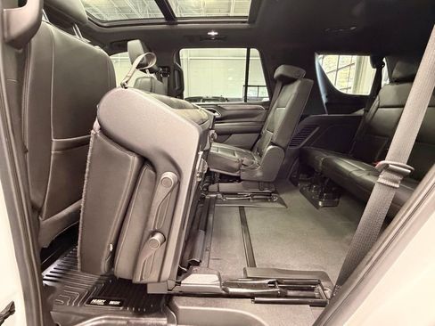 Used 2022 Chevrolet Tahoe Z71 image 19