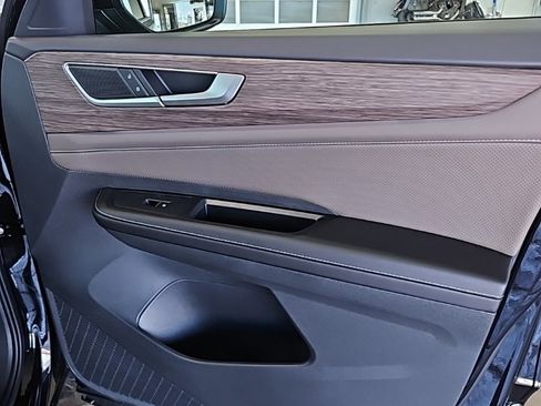 New 2026 Volkswagen Atlas SEL image 11