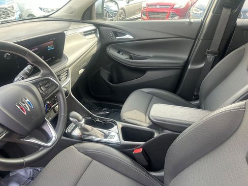 Used 2025 Buick Encore GX Preferred image 41