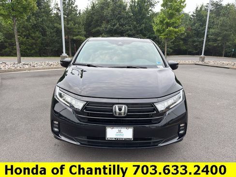 Certified 2024 Honda Odyssey Sport image 2