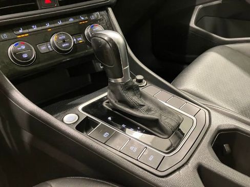 Used 2019 Volkswagen Jetta SE FWD image 27