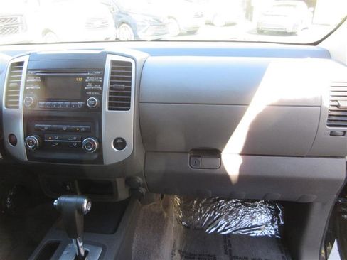 Used 2014 Nissan Xterra S image 26