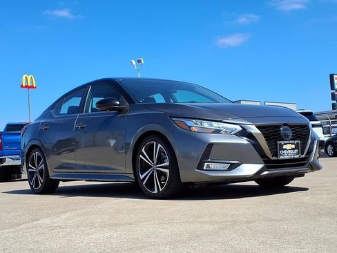 Used 2021 Nissan Sentra SR FWD image 3