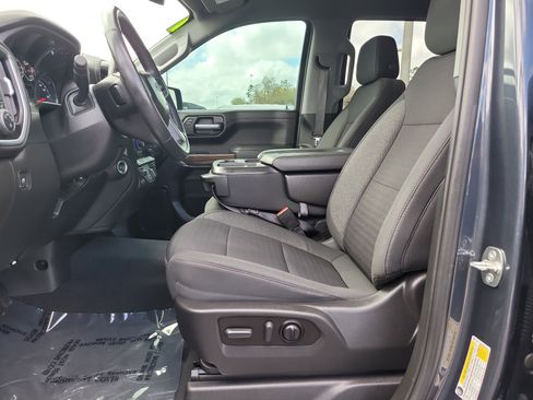 Used 2021 Chevrolet Silverado 1500 RST image 17