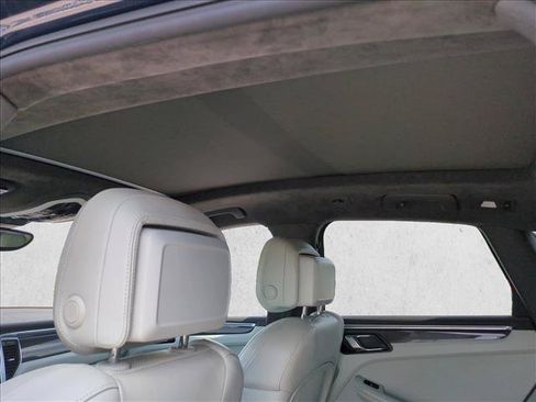 Used 2016 Porsche Macan Turbo AWD/4WD image 20