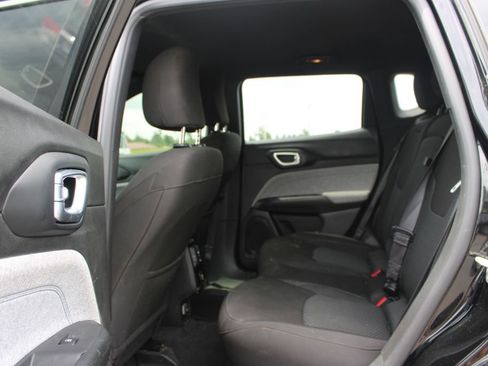 Used 2024 Jeep Compass Sport AWD/4WD image 14