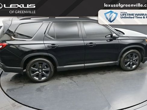 Used 2025 Honda Pilot Sport image 26