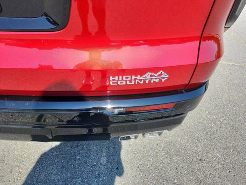 Certified 2026 Chevrolet Traverse High Country w/ LPO, Floor Liner Package image 5