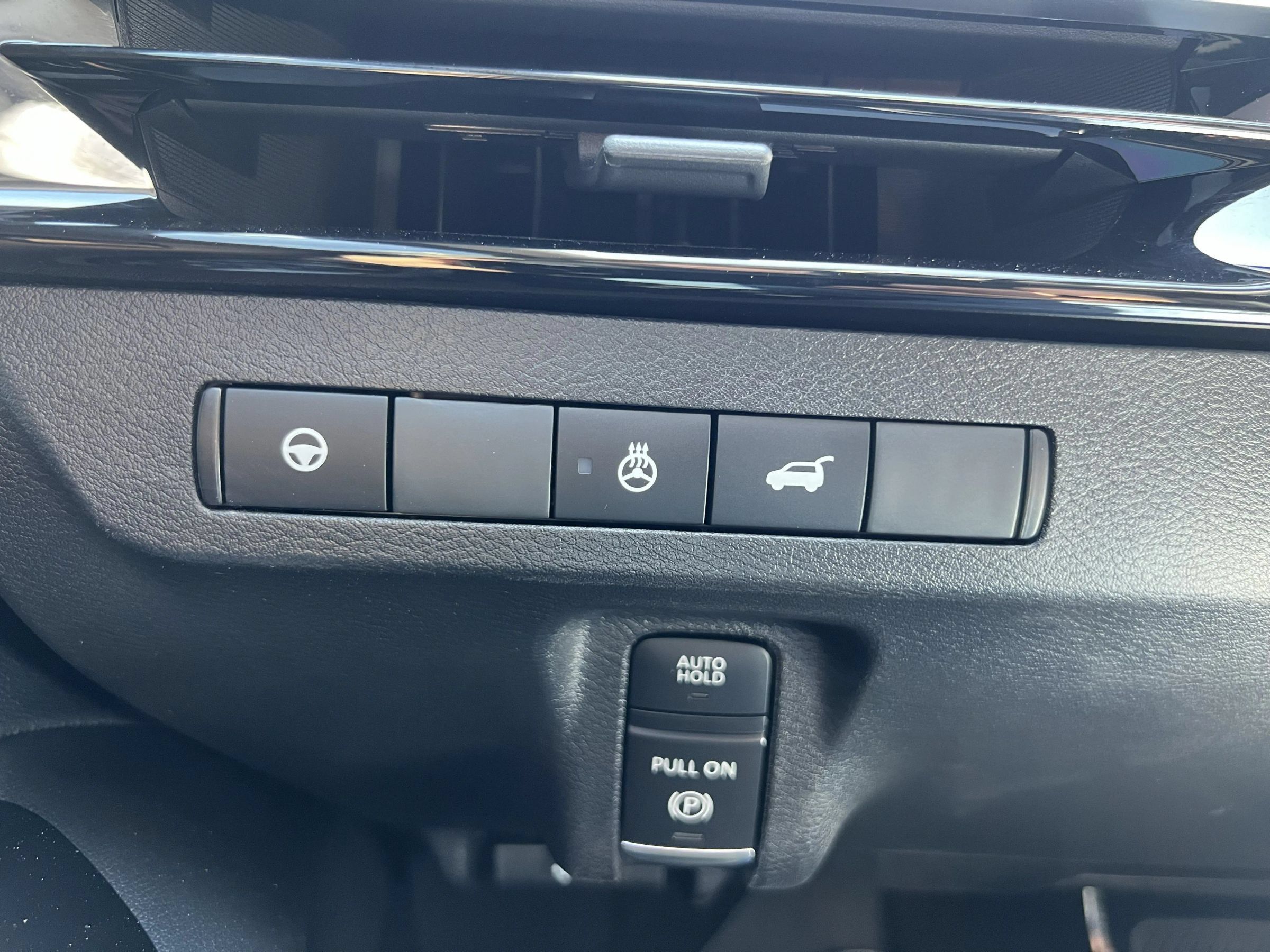 Used 2025 Nissan Murano SL AWD/4WD image 38