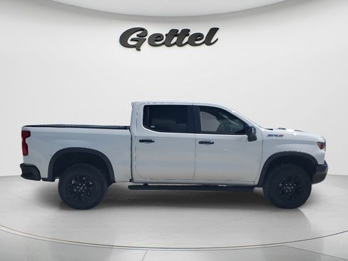 Used 2025 Chevrolet Silverado 1500 ZR2 w/ Technology Package AWD/4WD image 3