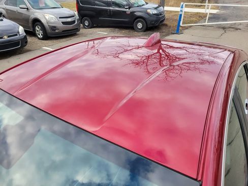 Used 2019 Chevrolet Volt LT FWD image 18