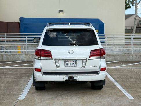 Used 2014 Lexus LX 570 4WD image 7