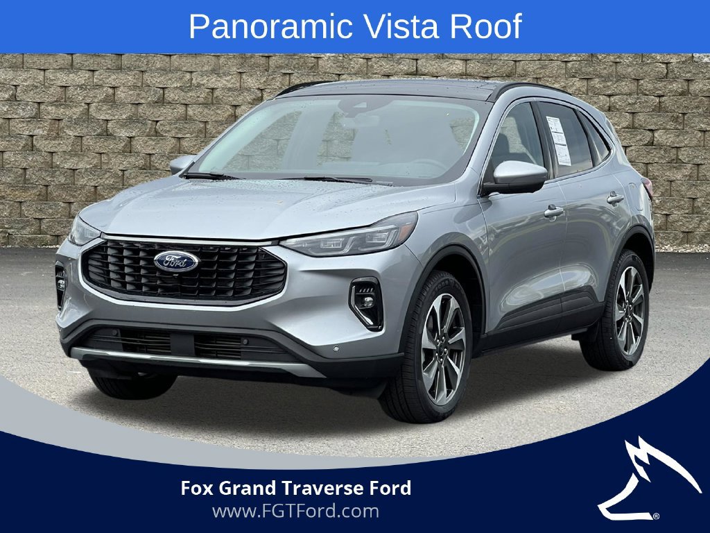 Certified 2023 Ford Escape Platinum AWD/4WD image 1