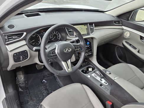 Certified 2023 INFINITI QX50 Sensory image 5