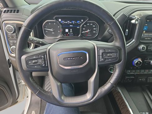 Used 2021 GMC Sierra 2500 Denali w/ Denali Ultimate Package AWD/4WD image 29
