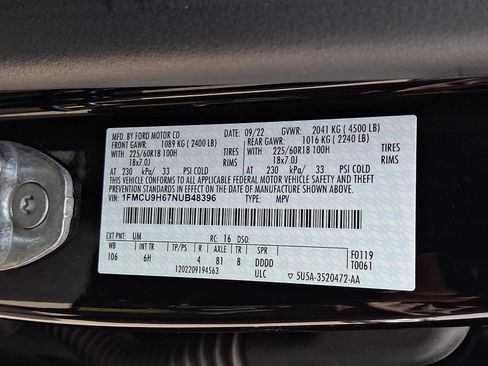 Certified 2022 Ford Escape SEL AWD/4WD image 28