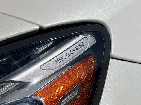 Used 2017 Mercedes-Benz S 550 Cabriolet image 19