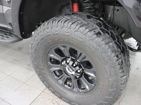 Used 2021 Ford F250 Lariat AWD/4WD image 3
