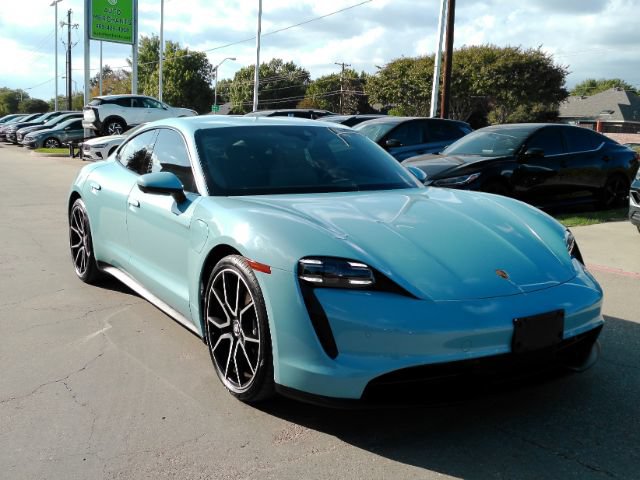 Used 2022 Porsche Taycan RWD image 4
