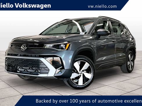 Used 2025 Volkswagen Taos S image 1