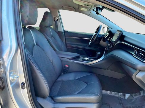 Used 2021 Toyota Camry XSE image 25