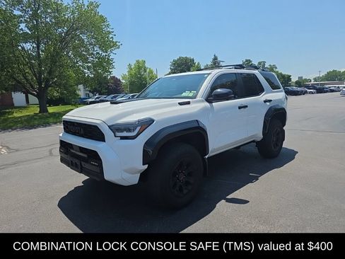 Used 2025 Toyota 4Runner TRD Pro AWD/4WD image 4
