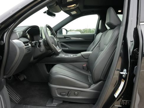 Certified 2025 INFINITI QX60 Luxe w/ Black Edition AWD/4WD image 17