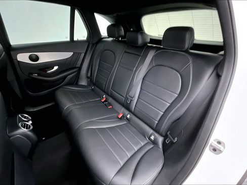 Used 2021 Mercedes-Benz GLC 300 image 18