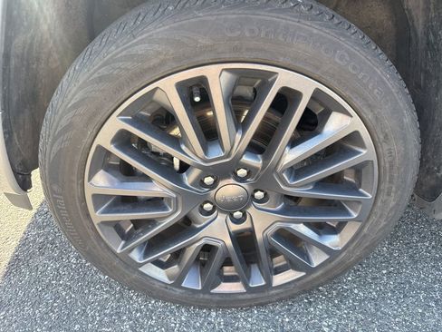 Used 2023 Jeep Compass Limited w/ Elite Group for (Red) Edition image 11