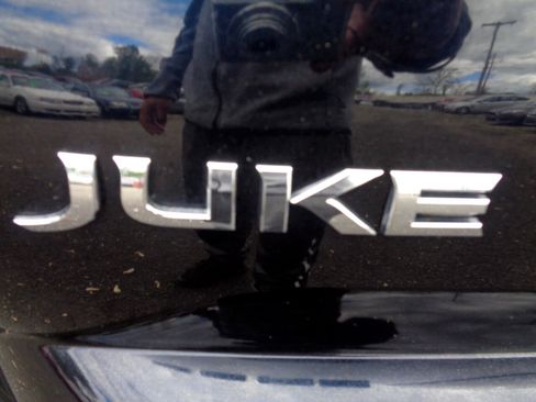 Used 2013 Nissan Juke S image 11