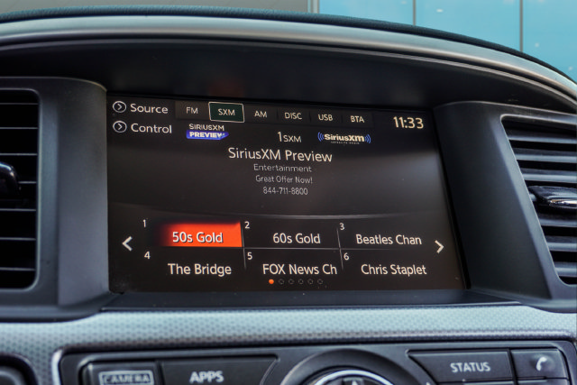Used 2019 Nissan Pathfinder SL FWD image 19