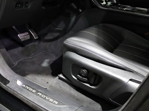 Used 2022 Land Rover Range Rover Velar S image 25